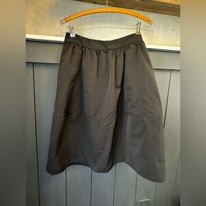 Express A-Line Full‎ Flare Midi Skirt Black Satin Feel Size 4